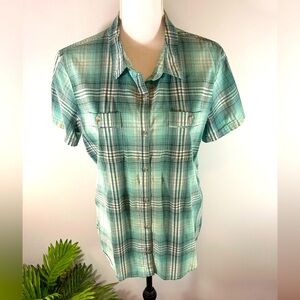 Cabala’s short sleeved button up blouse size XL